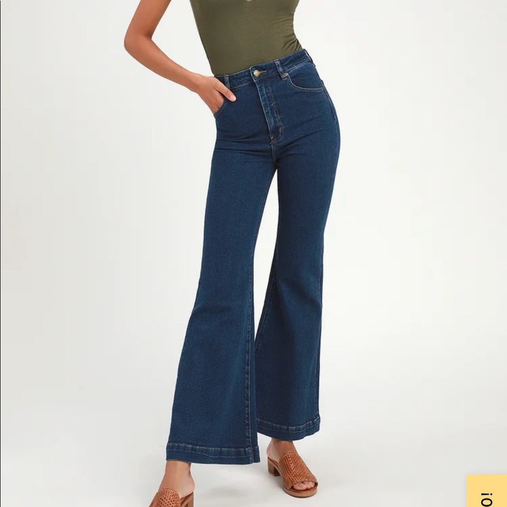 Rolla’s east coast flares in dark wash
